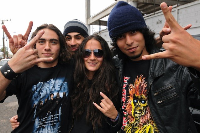 La musica metal rilassa chi la ascolta