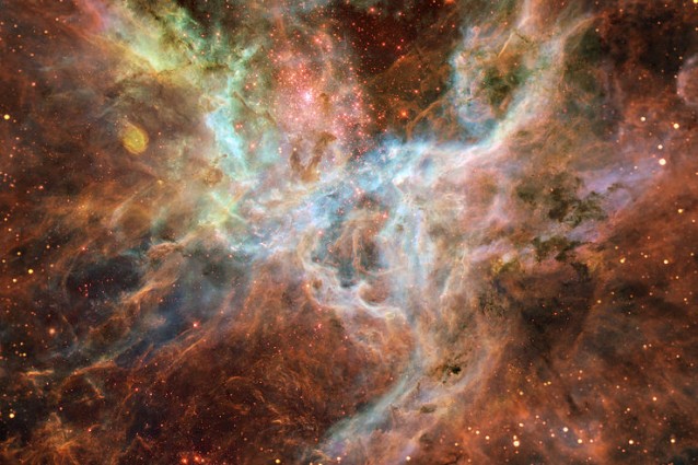 Le regioni centrali della Nebulosa della Tarantola, dove è stato individuato l'oggetto, riprese dal telescopio spaziale Spitzer