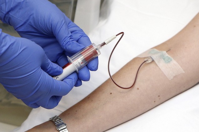 Un nuovo test del sangue per identificare le infezioni