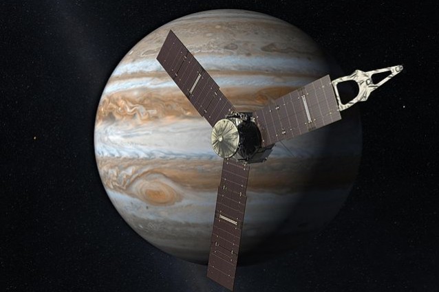 Rappresentazione artistica della sonda Juno con Giove sullo sfondo