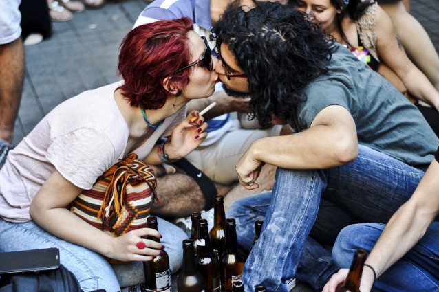 Le coppie che durano di più sono quelle che bevono alcol insieme