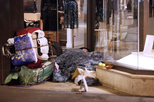Prima le mani poi il cuore, così moriamo di freddo: a quali temperature siamo a rischio?