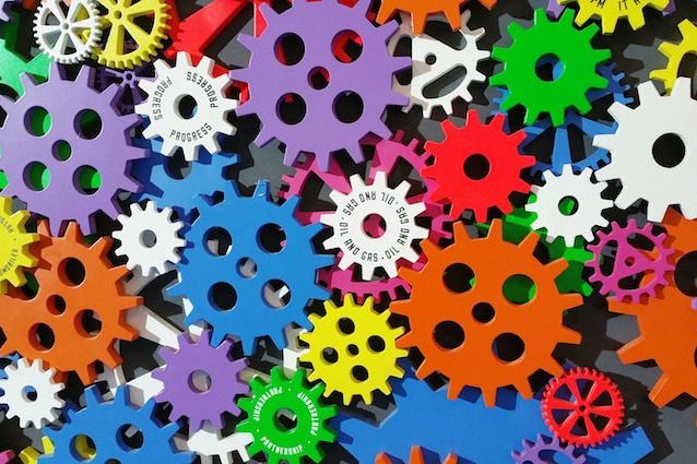 Il cervello super connesso dei creativi: sfatato così il mito dell'emisfero destro