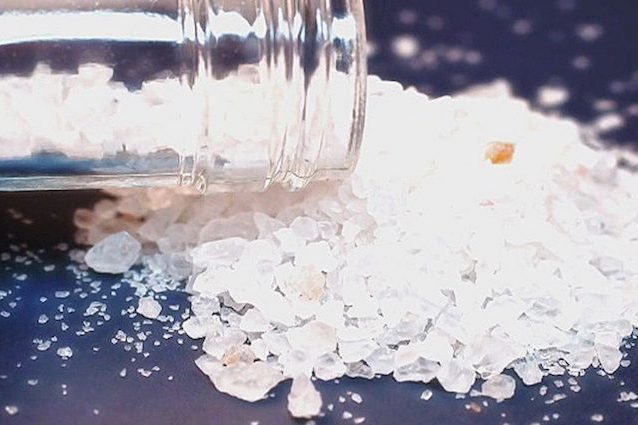 Flakka, la 'droga del delirio' che ha un cattivo odore: come funziona e perché è pericolosa