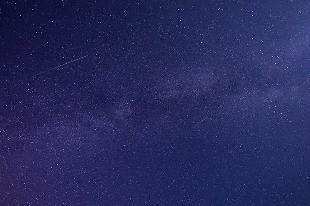 Stelle cadenti, congiunzioni astrali e Saturno: lo spettacolo del cielo notturno di maggio