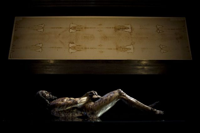 Pesanti torture prima di una morte cruenta: cosa è successo all'uomo nella Sacra Sindone