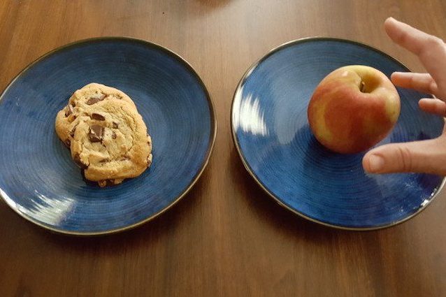 Le nostre mani dicono quanto siamo a dieta e quanto autocontrollo abbiamo