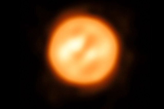 La stella più bella del firmamento è Antares: l'immagine mozzafiato immortalata dall'ESO