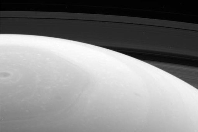 Saturno, le nuove immagini di Cassini mozzano il fiato: lo spettacolo del 'Gran Finale'