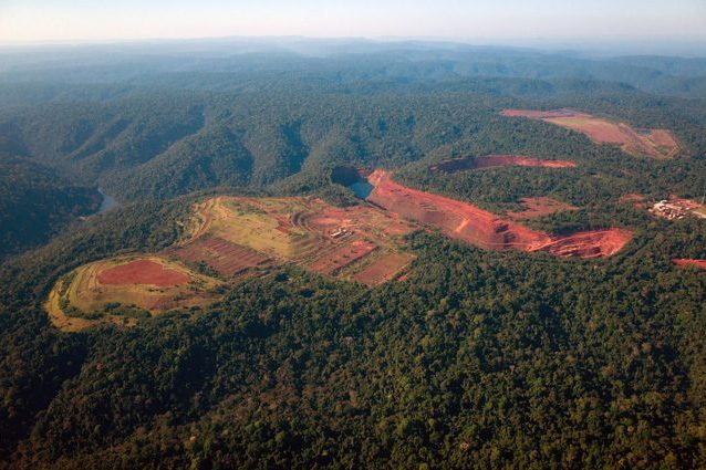 L'Amazzonia continua a soffrire: abolita riserva per avviare lo sfruttamento minerario