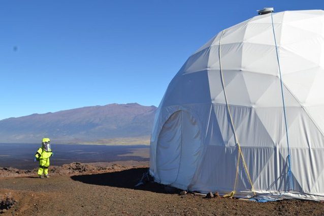 Liberi dopo 8 mesi di isolamento i ricercatori che hanno simulato la vita su Marte
