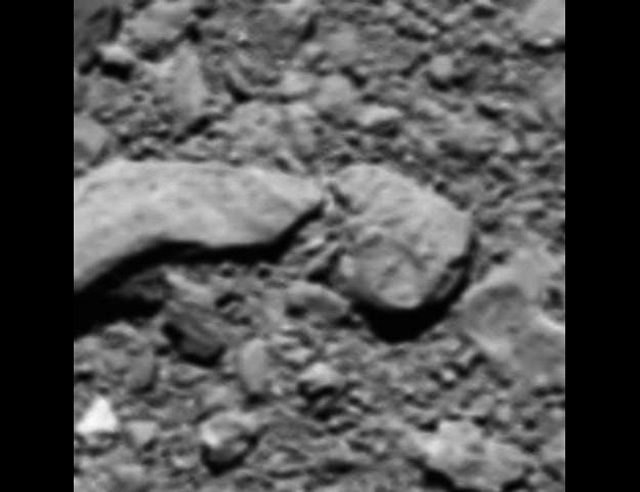 Credit: ESA/Rosetta/MPS for OSIRIS Team MPS/UPD/LAM/IAA/SSO/INTA/UPM/DASP/IDA