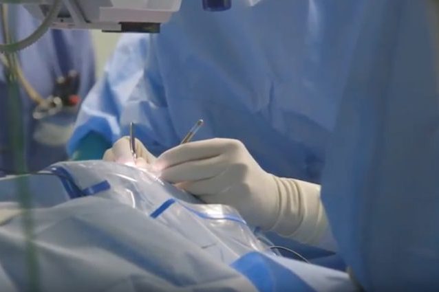 Per la prima volta in Italia retina artificiale impiantata in paziente cieca