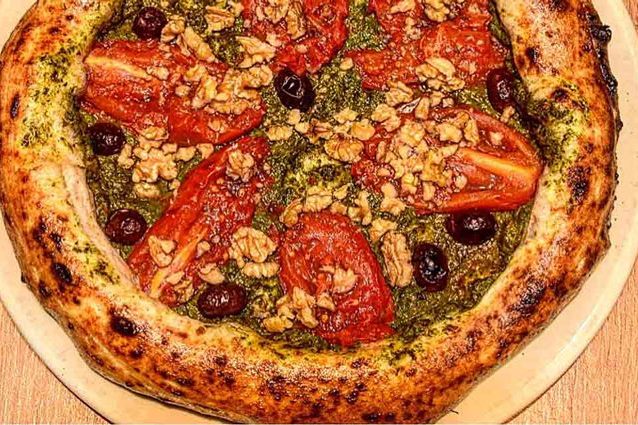 Pizza, Napoli sforna l'anti tumore: ecco gli ingredienti certificati per vivere più a...