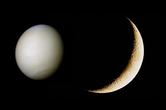 La Luna danza col pianeta dell'amore Venere: quando vedere il valzer