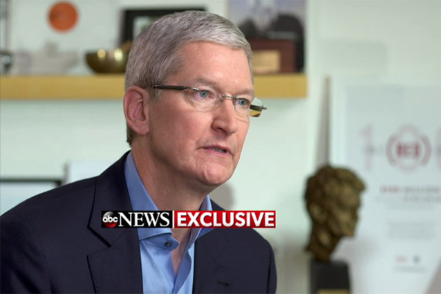 Apple lavora per rendere più sicuro l'iPhone, Tim Cook: "Sbloccarlo sarebbe un cancro"