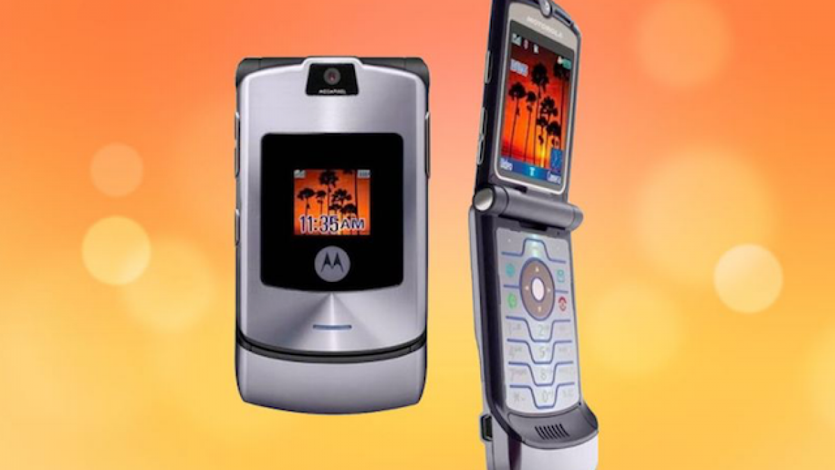 Il nuovo Moto Razr con schermo pieghevole sarà presentato tra meno di un  mese