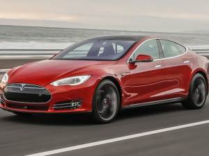 tesla-autopilota-incidente