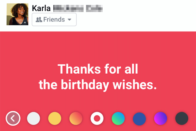 Facebook, in arrivo i post con sfondo colorato