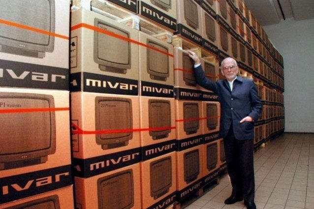 L'appello di Mivar a Samsung: "Vi regalo la fabbrica se producete le TV a Milano"