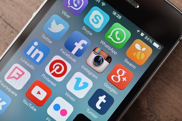 Snapchat e Tinder non piacciono agli italiani: fuga di massa dai social network