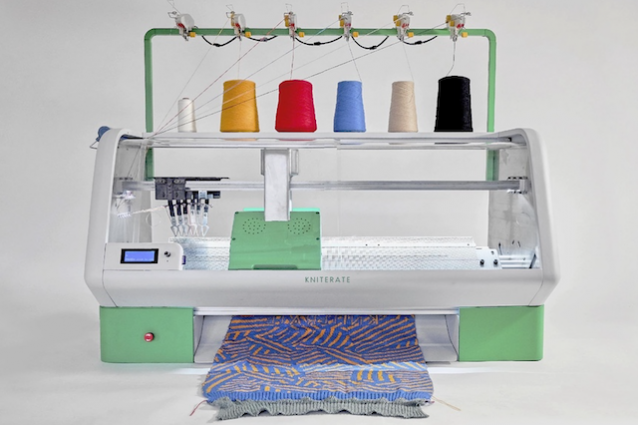 Questa stampante 3D "stampa" maglioni più velocemente di vostra nonna
