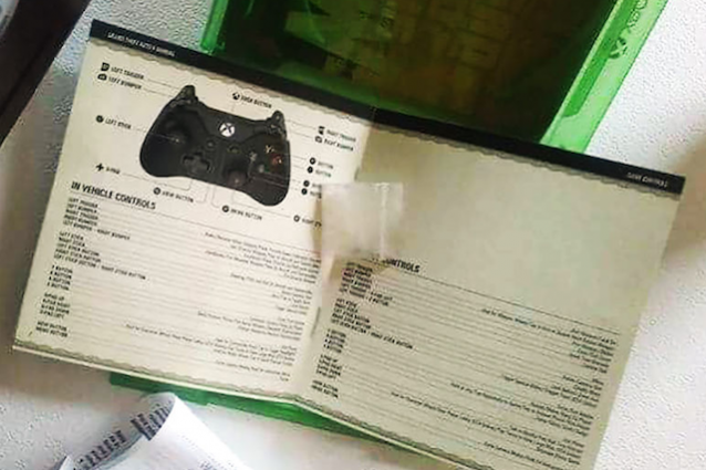A 11 anni acquista un videogioco usato e nella confezione trova una busta di droga