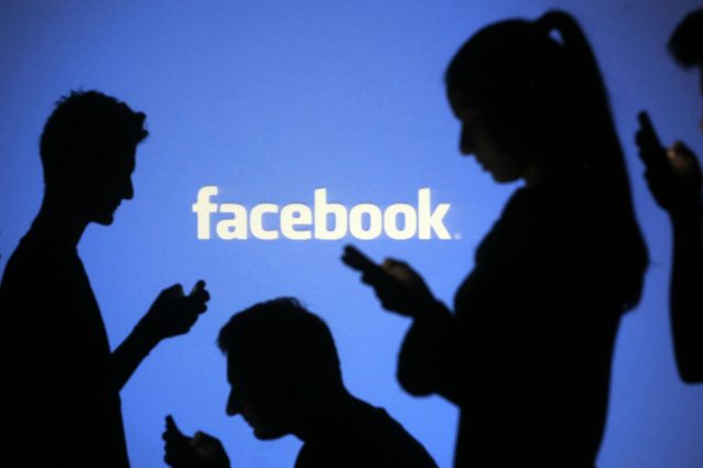 Facebook vieta gli annunci ingannevoli su amuchina e mascherine