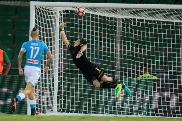 Hamsik fa 82 in Serie A e supera Maradona
