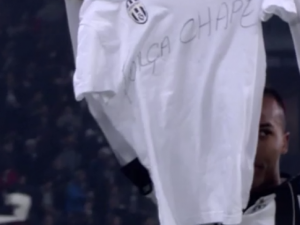 Alex Sandro dedica il gol alla Chapecoense