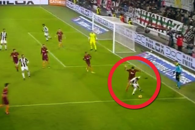 La Juve chiede un rigore