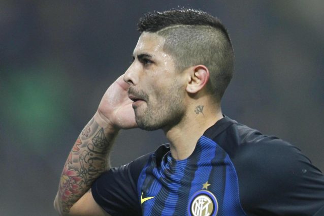 Inter, super offerta del Tianjin di Cannavaro per Banega