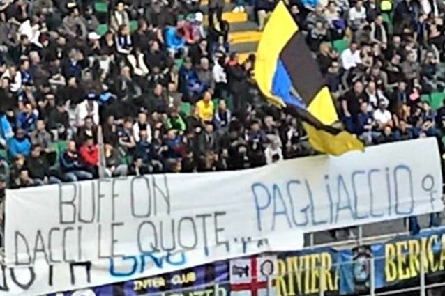 I tifosi interisti a Buffon: 