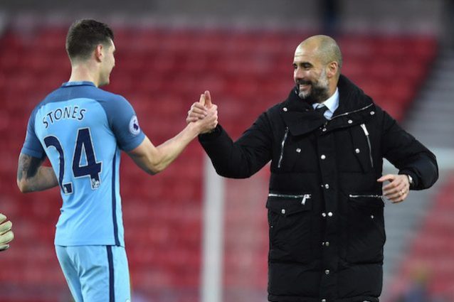 Guardiola come Vieri, difende Stones: “Ha più palle di tutti noi"