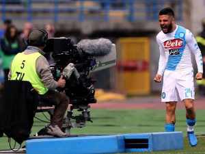 Insigne scuote Napoli: "Rinnovo? I matrimoni si fanno in due..."