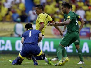Colombia, la stampa accusa Bacca: "Ora basta, sbaglia troppi gol"