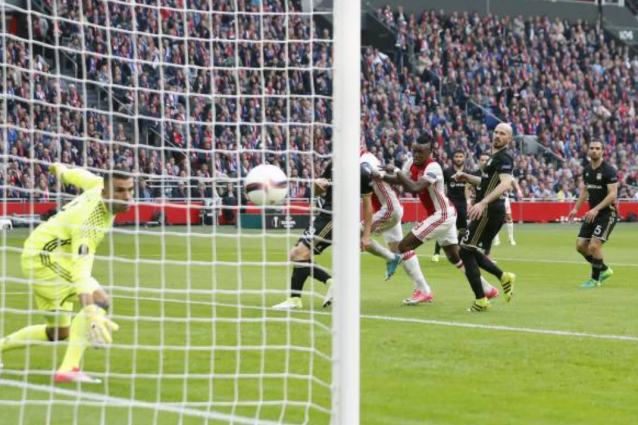 L'Ajax batte 4-1 il Lione e ipoteca la finale di Europa League