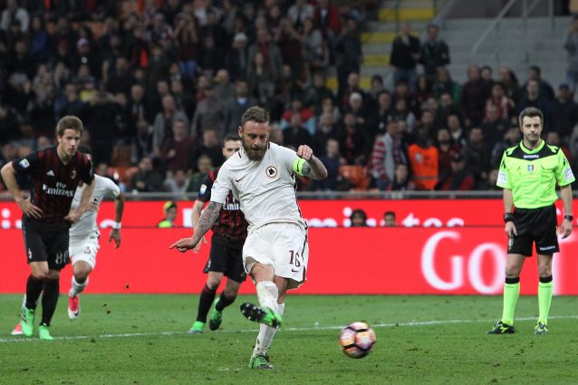 De Rossi sui manichini al Colosseo Mai avuto paura a Roma De Rossi sui manichini al Colosseo Mai avuto paura a Roma