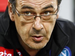 Napoli, Sarri e il suo futuro: “Con il prossimo contratto vorrei arricchirmi”