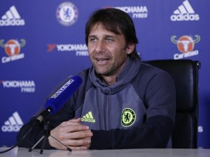 Chelsea, Conte allontana l'Inter: "Voglio rimanere a Londra e vincere"