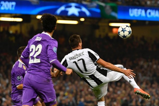 rovesciata mandzukic