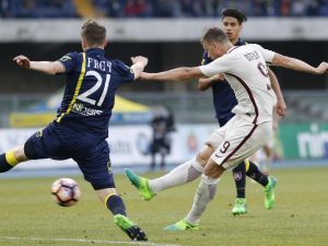Roma, Dzeko: "Ho imparato più in Italia che in Germania o Inghilterra"