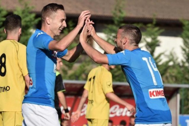 Napoli-Bassa Aunania 17-0, show degli azzurri in amichevole: 6 gol di Mertens