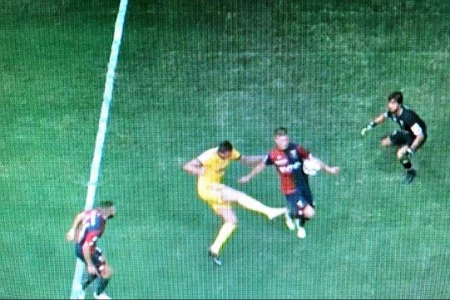 Rizzoli critica: 'Var, così non va. L'arbitro deve assumersi responsabilità' Rizzoli critica: 'Var, così non va. L'arbitro deve assumersi responsabilità'