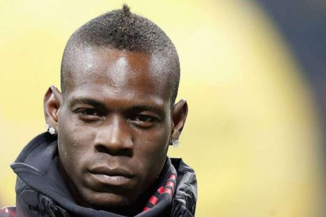 Nina Moric a Balotelli: “Anche bianco ci staresti sui coglioni”