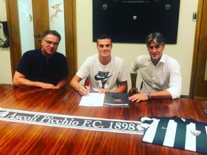 Niente Serie A, la scelta di Andrea Favilli: "Ho deciso di rimanere all'Ascoli"