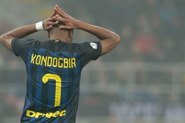 Ultime notizie calciomercato Inter: Da Kondgobia a Medel tutti i partenti in mediana