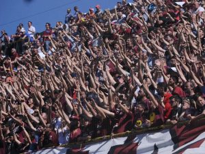 Salernitana, iniziativa da applausi: i tifosi meno abbienti entrano gratis allo stadio