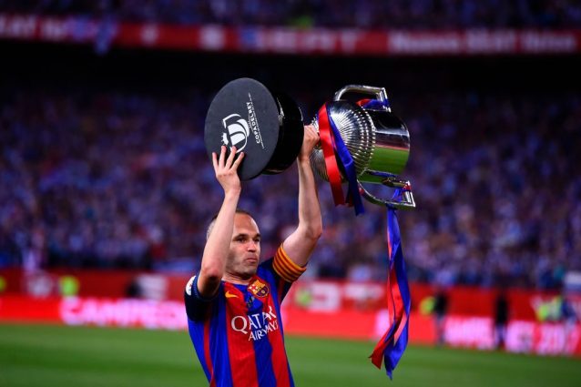 Calciomercato, Iniesta resta al Barcellona: c'è una mail del 5 agosto