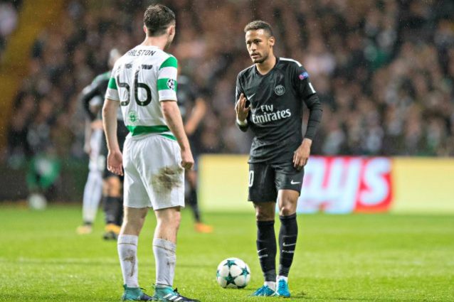 Neymar nega il saluto e la maglia a Ralston, il difensore del Celtic